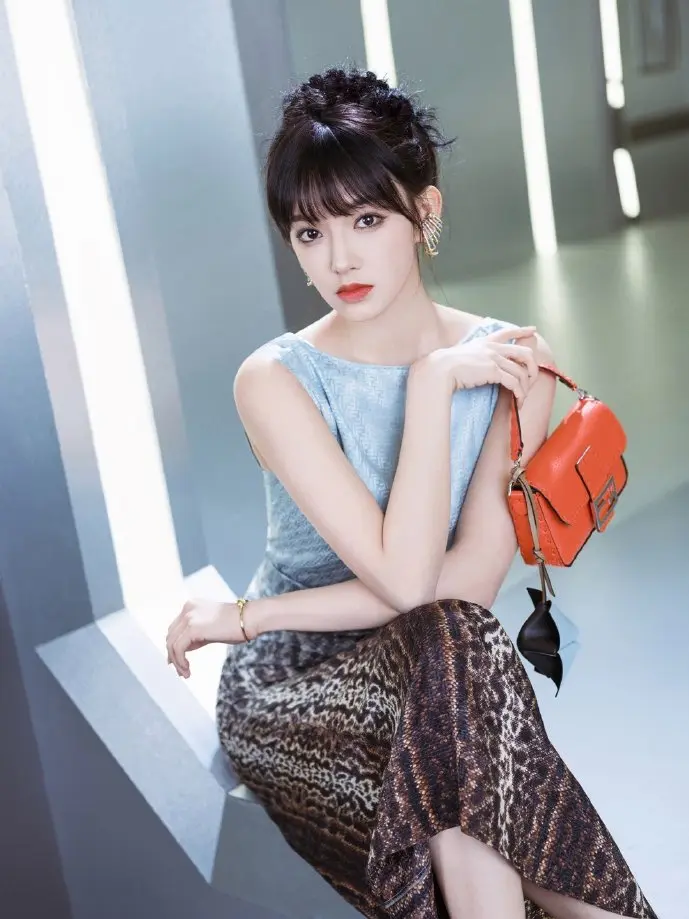 负债人群数据对比